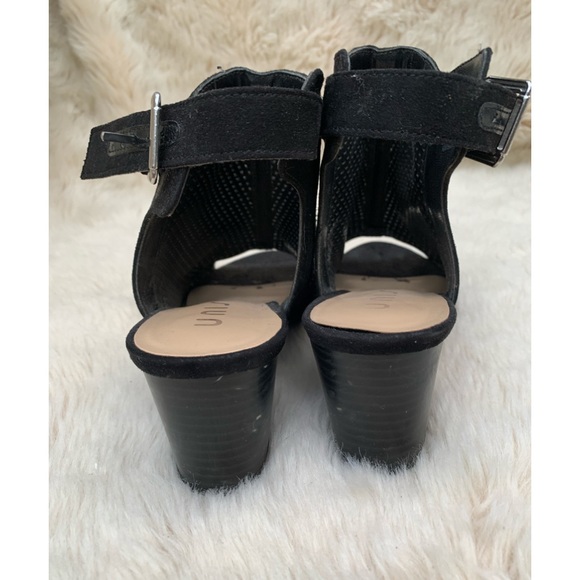 Unisa Black Chunky Heel Open toe buckle size 7.5 - Picture 5 of 12